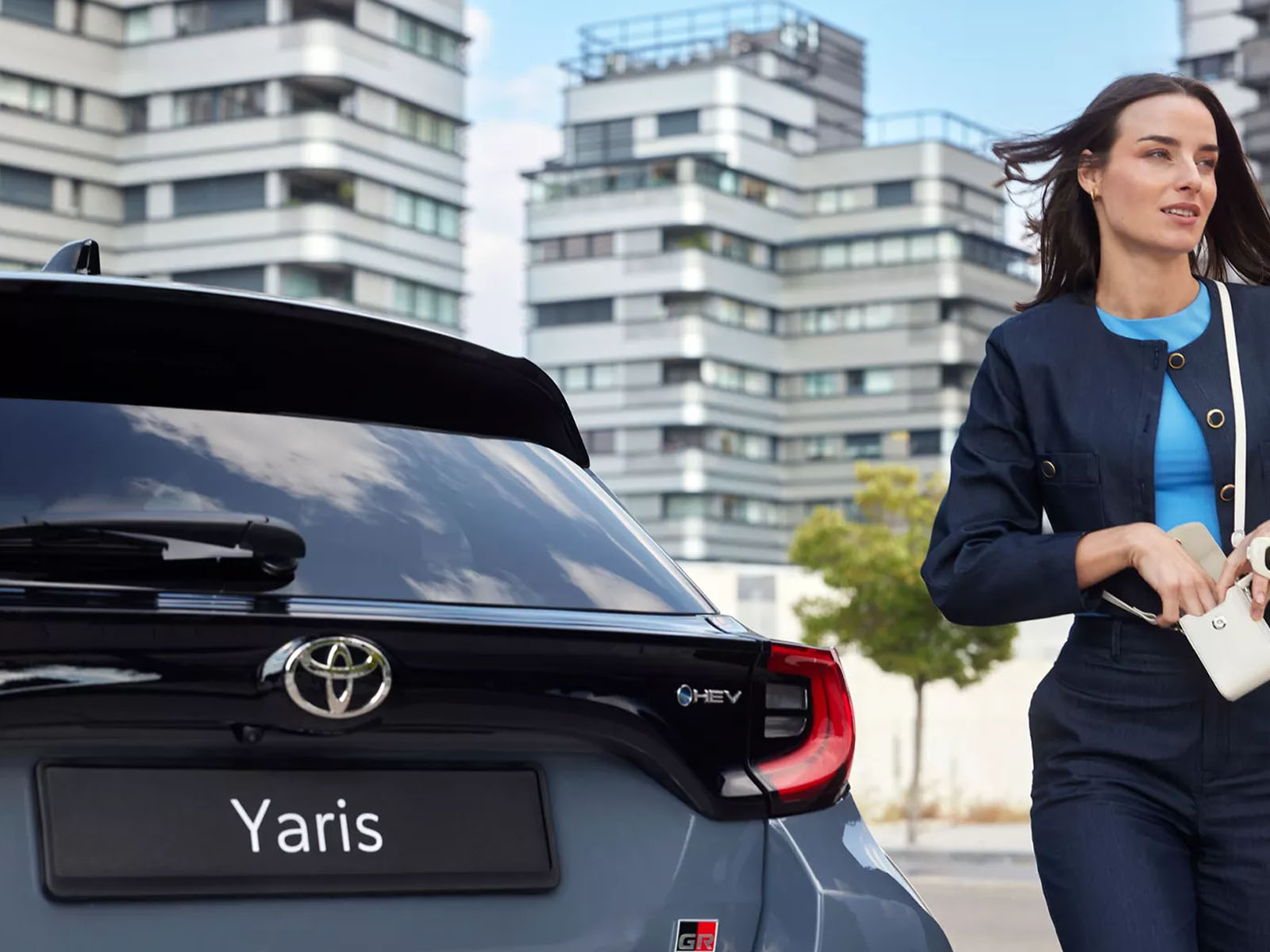 YARIS TOYOTA COSENZA CALABRIA AUTO NUOVA RENDE MONTALTO CHIAPPETTA4 (1)